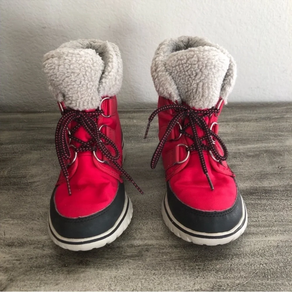 Sorel waterproof nylon